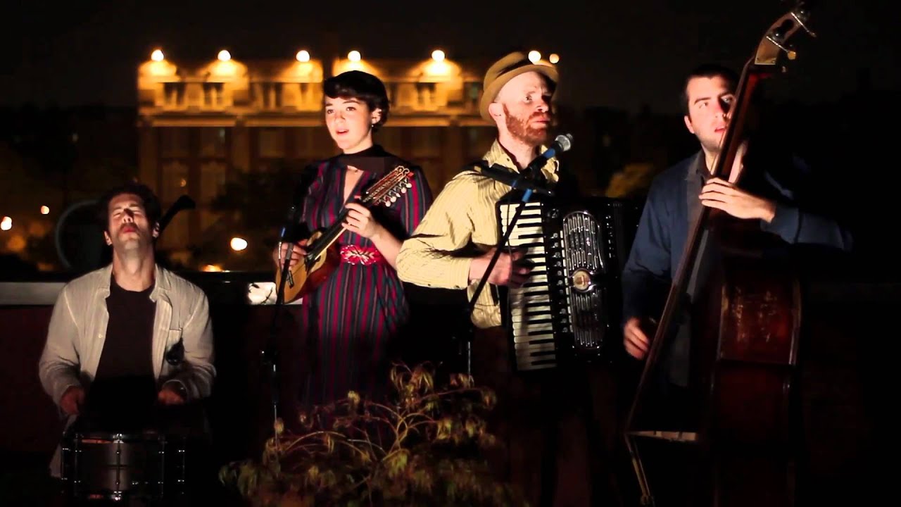 Video: Becca Stevens Band - Traveler's Blessing"